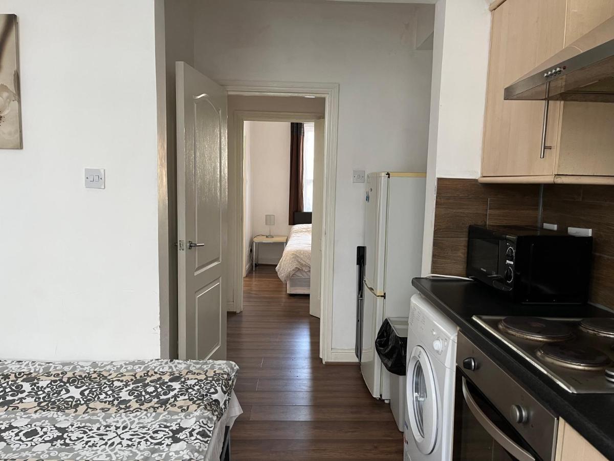 Apartament Safran House Londra